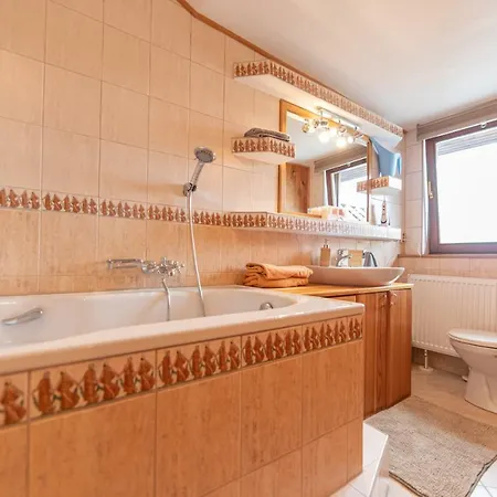 Romanticke V Podkrovi Idealne Pre Pary Alebo Rodinku-self Check アパート *