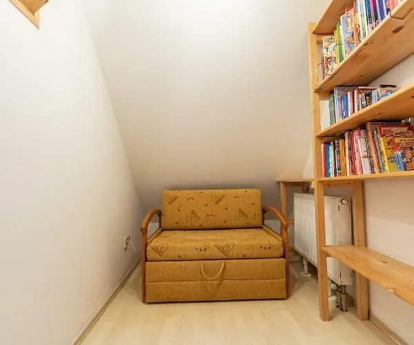 Romanticke V Podkrovi Idealne Pre Pary Alebo Rodinku-self Check Apartament *